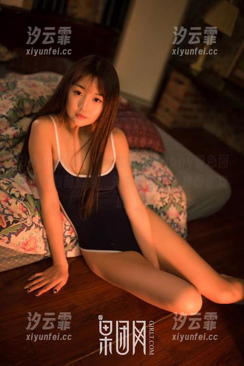 GIRLT果团网 - 新出炉的甜Abby粉色图集，下载前别急，先来瞧瞧这张我最喜欢的