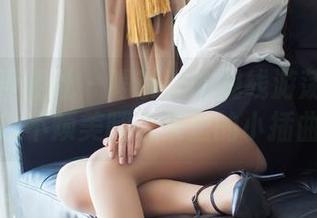 IMiss爱蜜社 – 喝茶时的视线游荡：程小烦不烦美腿合集里的小插曲