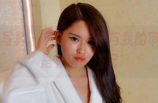 PANS写真 – 小彤，美脚与我的审美，真是有趣的搭配