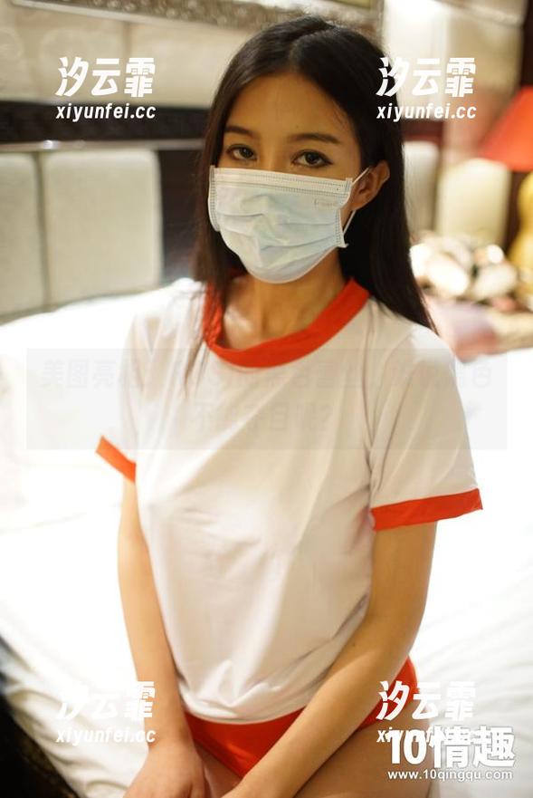 美图亮相：ROSI的黑色蕾丝，谁说黑色不能夺目呢？