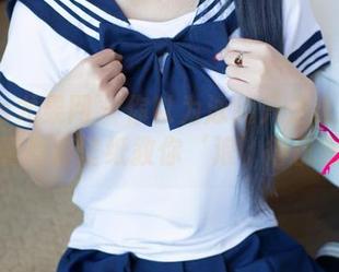 UGirls尤果网 – 你以为泳装只是泳装？李易童高清壁纸教你‘浪’得优雅！