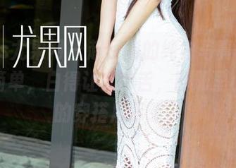 UGirls尤果网 – 赵伊彤的纯白写真，竟然这么简单，白得让人咋舌，图册里小白兔的穿搭启示录？