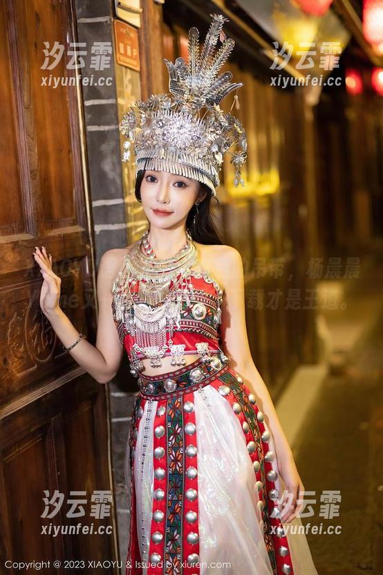 XIAOYU语画界 - 渐变色的吊带，杨晨晨Yome又一波套图上线，下载才是王道。