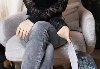 Xiuren秀人网 – 南初妹妹的少女资源，冷冷的外表下藏着什么呢？