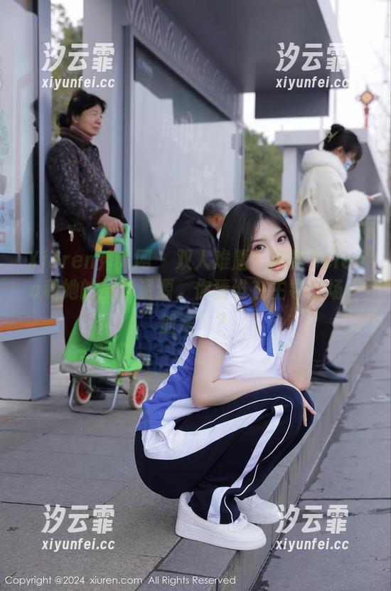 Xiuren秀人网-娜露Selena Xiuren秀人网 - 双人难题!娜露Selena和她的摄影资源,你猜谁在主导这场“加法”?
