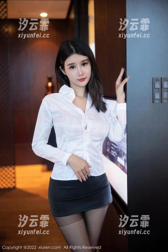 Xiuren秀人网-小蛮腰lvy Xiuren秀人网 - 小蛮腰lvy出击:黑白美图线条实在看不够