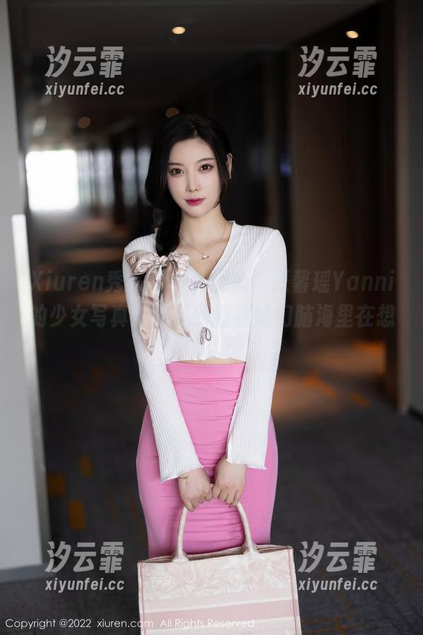 Xiuren秀人网 - 高画质，王馨瑶Yanni的少女写真：要不要猜猜她们脑海里在想什么？