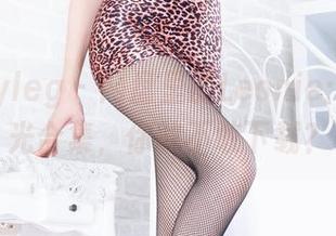 beautyleg – 网盘里的Leonie：校园风光合集，你敢不敢下载？