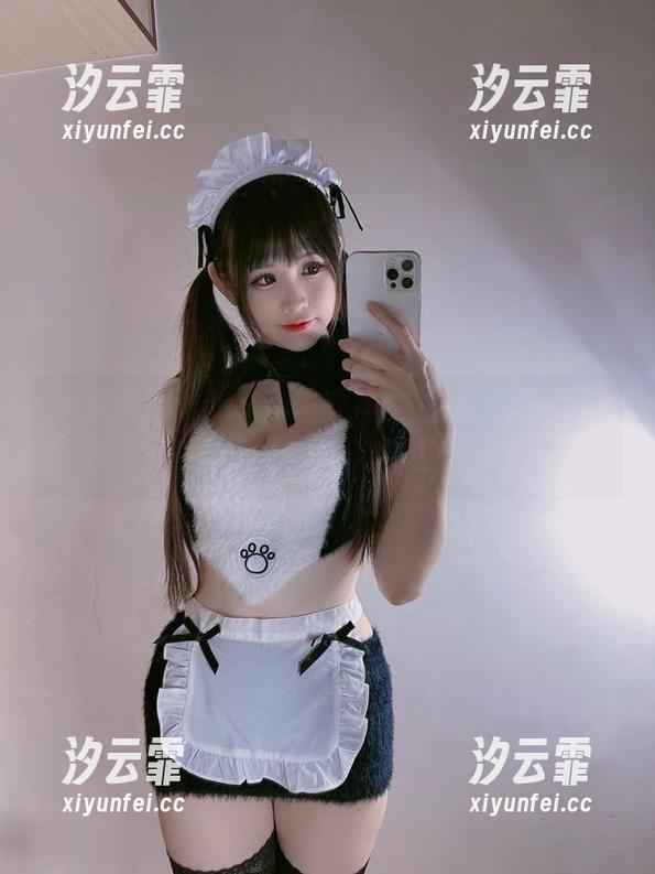 精选套图：miko酱吖和她的点点狗互动，这可以是最好的放空时光！