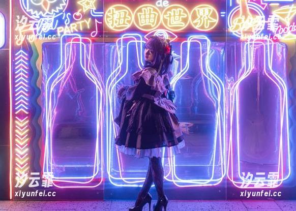 哎呀，九九八吖的小雫完美无圣光，原图果然不一样！