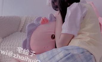 二阶堂宅绘子驾驭红裙，高清图包，友谊的小船说翻就翻