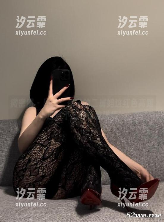 微密圈 - 图集：保守的二舅妈这红色高跟，过目不忘的优雅碰撞！