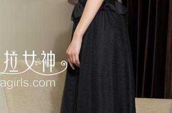 克拉女神 – 谁说壁纸不能挑逗？颖儿的丝丝透映，高清得让你眼睛都忙不过来！