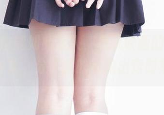 穿制服也能如此迷人，兔玩映画的小姐姐写真集，分享我的灵魂出窍时刻！
