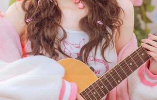 南桃Momoko的白色奇遇：美图免费送，这里没有复读机！