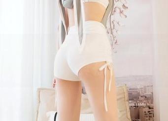 嗲囡囡 – 陈雅漫VICKY的美脚套图来了！最新的那一双，真有那么吸引吗？