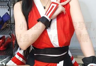 福利升级！小女巫露娜的镂空写真，有些美得让我想要加点模糊滤镜…