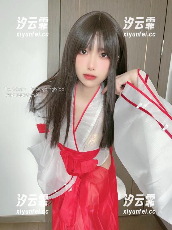 白丝、百合、一起cos？布丁大法和发条的“伪科学”图包！