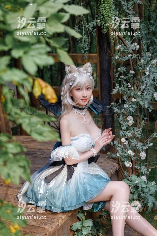 年年Nnian的吊带心事：无圣光中的暗流涌动，难得一见的套图等待发现。