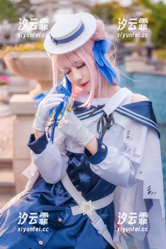 棉袜实践：弥音音ww如何用袜子征服这个秋冬｜写真套图给力！