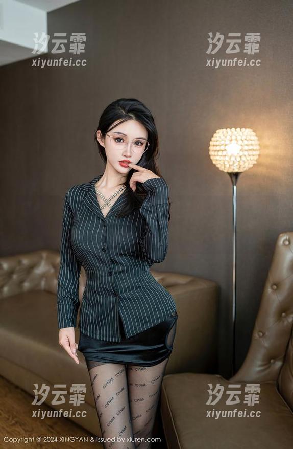 星颜社 - 星冉：私房短裙图包，情怀满满，谁说只有夏天才能玩？