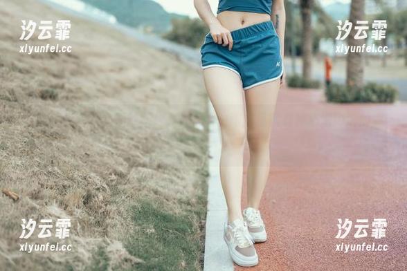 “桃良阿宅”的婚纱图片，光是看一眼作品就有种心潮澎湃的感觉