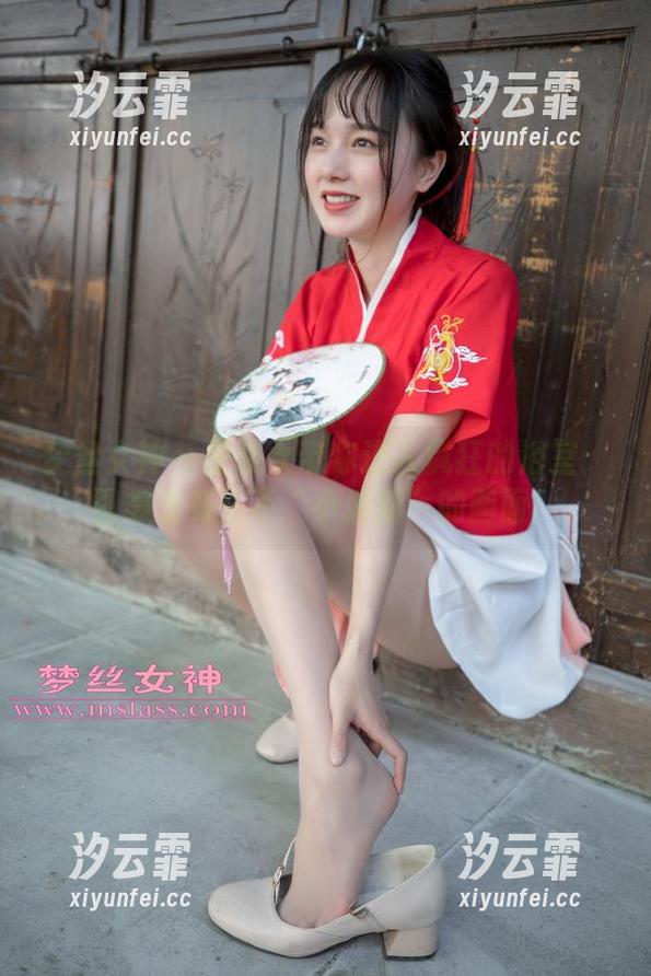 梦丝女神 - 莹仙女带你进入疯狂的浴室：图集里有些不“小清新”的画面！
