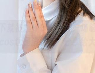 唰，一下就被梨瑾瑾的女神气场吸引到，这组cos也是没谁了，分享给大家。