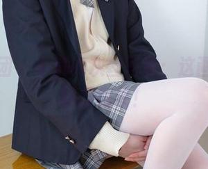 森萝财团 – 小满的灰丝写真：这画面，谁能顶得住！