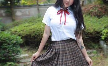 模范学院 – 想看鲍妮boonie在体操服里翻滚？高清图包等你来领！