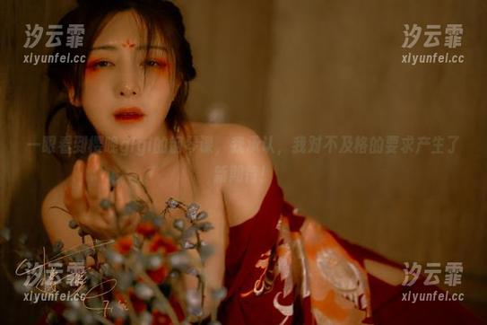 一眼看到樱晚gigi的钢琴课，我承认，我对不及格的要求产生了新期待！