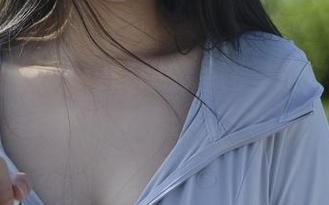 说好不过分，谁能想到原图里浅安安的女友竟然传递了这么多情绪？