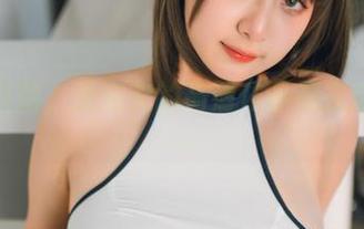 不止是自拍，浅安安的高清作品都在这里等你…