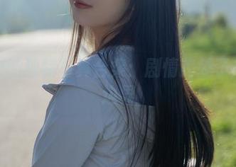 浅安安的独特写真合集：剧情跨越了想象的边界