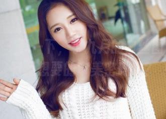 爱蜜社 – 等一下，小九月的白丝图包里面有我想要的审美密码吗？