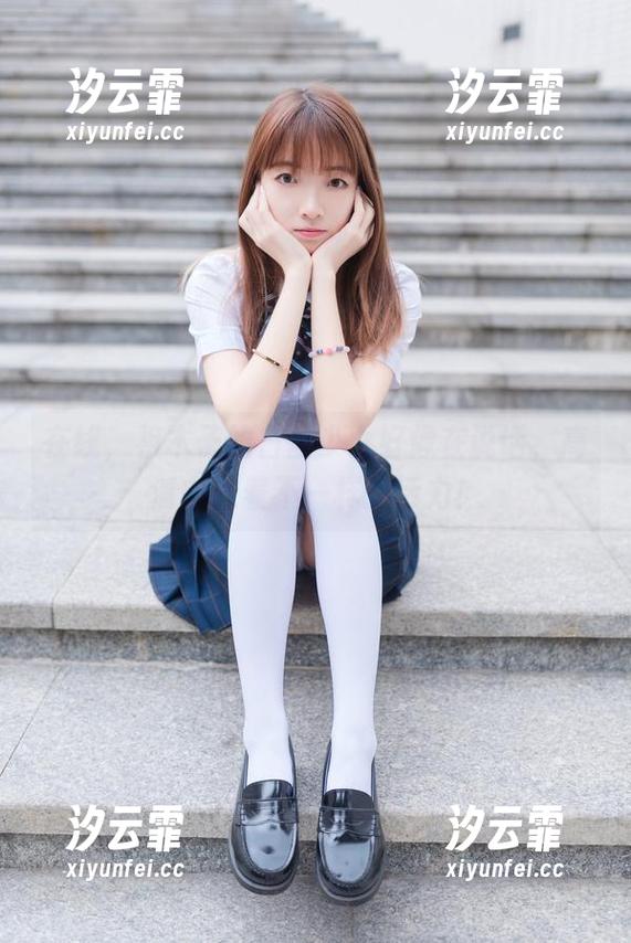 在线，祖木子的白丝少女好像在说话，高清中透着不一样的活力！