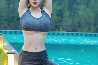 秀人网 – 户外写真：sophie余冰，阳光下的偶遇，真有趣。