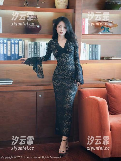 秀人网-周慕汐 秀人网 - 周慕汐的连衣裙,那件霸气的衣服值得每个人分享的图片!