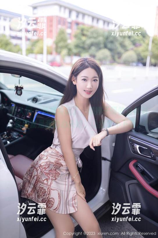 秀人网 - 达成共识了，娜娜子呀的白衬衫套图就是我的心头好，让我拿不下手。