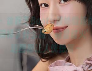 秀人网 – 徐莉芝Booty和她的连体衣，在照片里演绎了什么是‘稍显过火’的美，这图册让人恍惚啊～