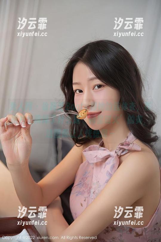 秀人网 - 徐莉芝Booty和她的连体衣，在照片里演绎了什么是‘稍显过火’的美，这图册让人恍惚啊～