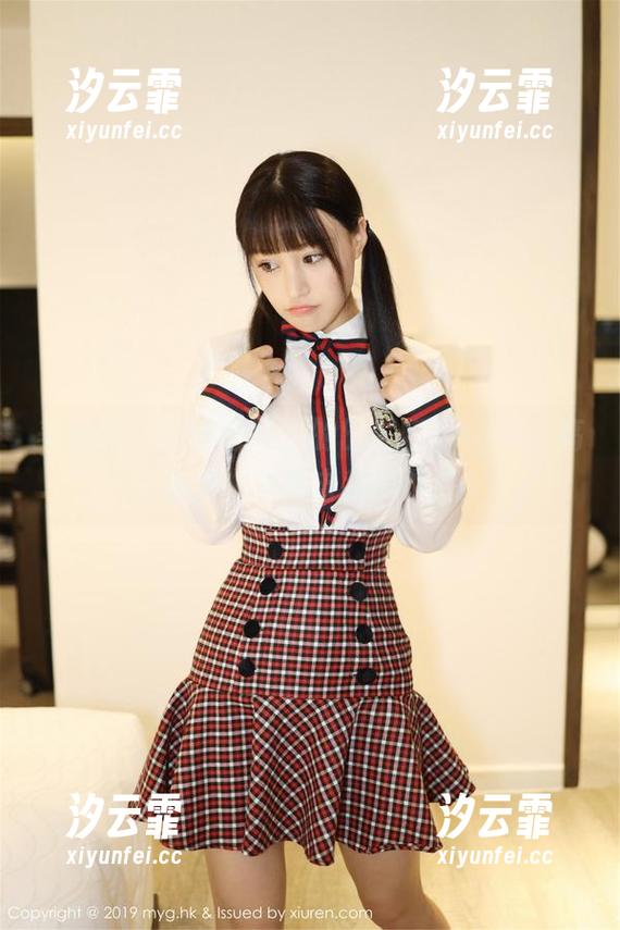 美媛馆 - 制服写真中的田芯娜Angel，高清清晰度直击我的心底