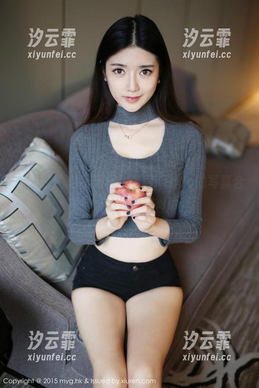 美媛馆 - 对着天台，阿乖Kiddo的写真合集像一场无声的对话。