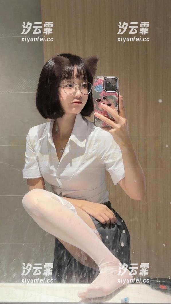 微密圈 - 免费原图又来了！胜利的小生活这次把蝴蝶黑丝演绎得太有意思了！