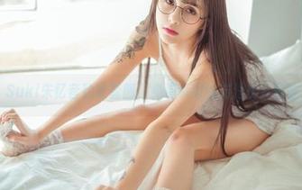 菠萝社 – Suki朱忆音豹纹套图，免费领取的方法比开盲盒还刺激！