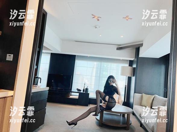 微密圈 - 葛征镂空作品集：一边高清，一边惹人遐想，意味深长啊