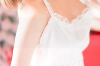 青豆客 – 佟蔓来袭，最新水手服图包，有点想当小船员